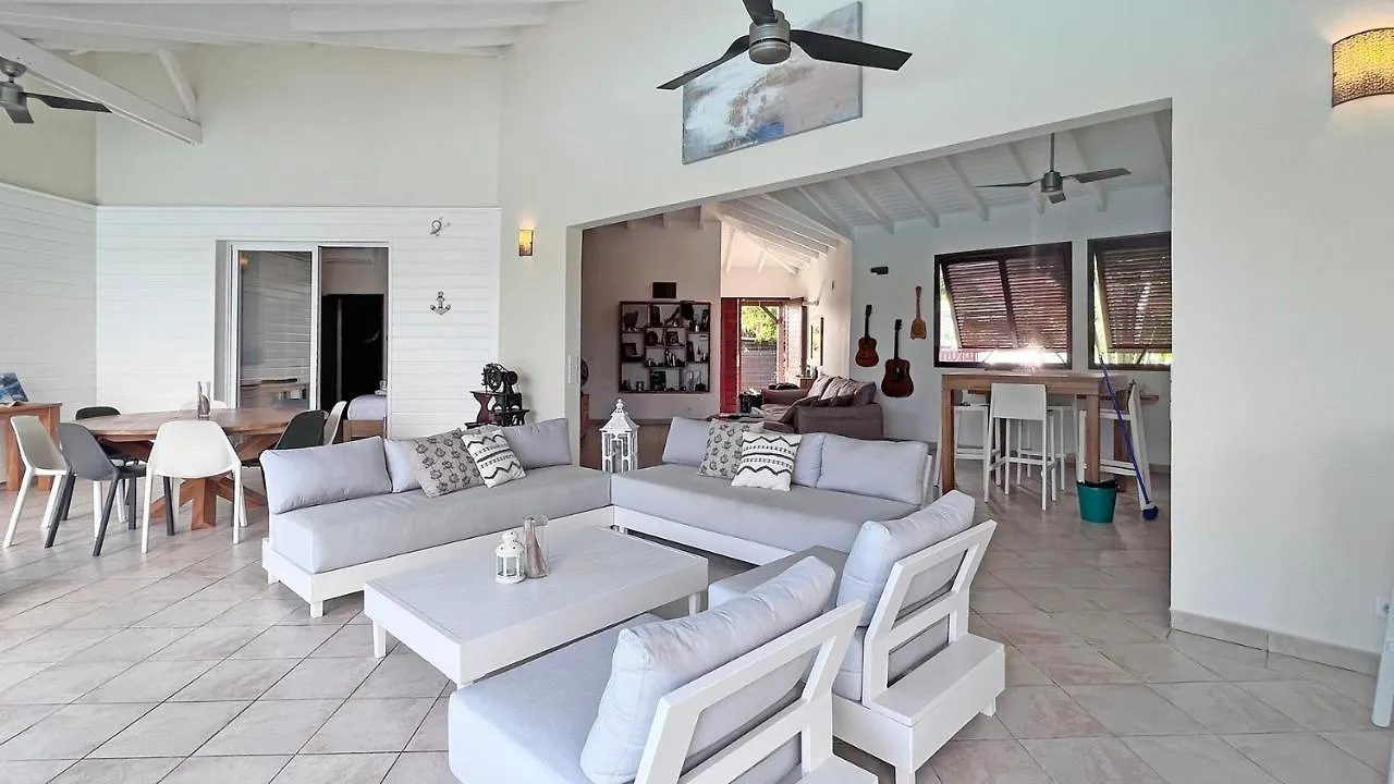 Wood Chic Villa Baie Mahault 0*,
